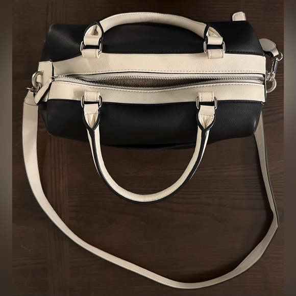 G by Guess shoulder bag - Picture 9 of 12